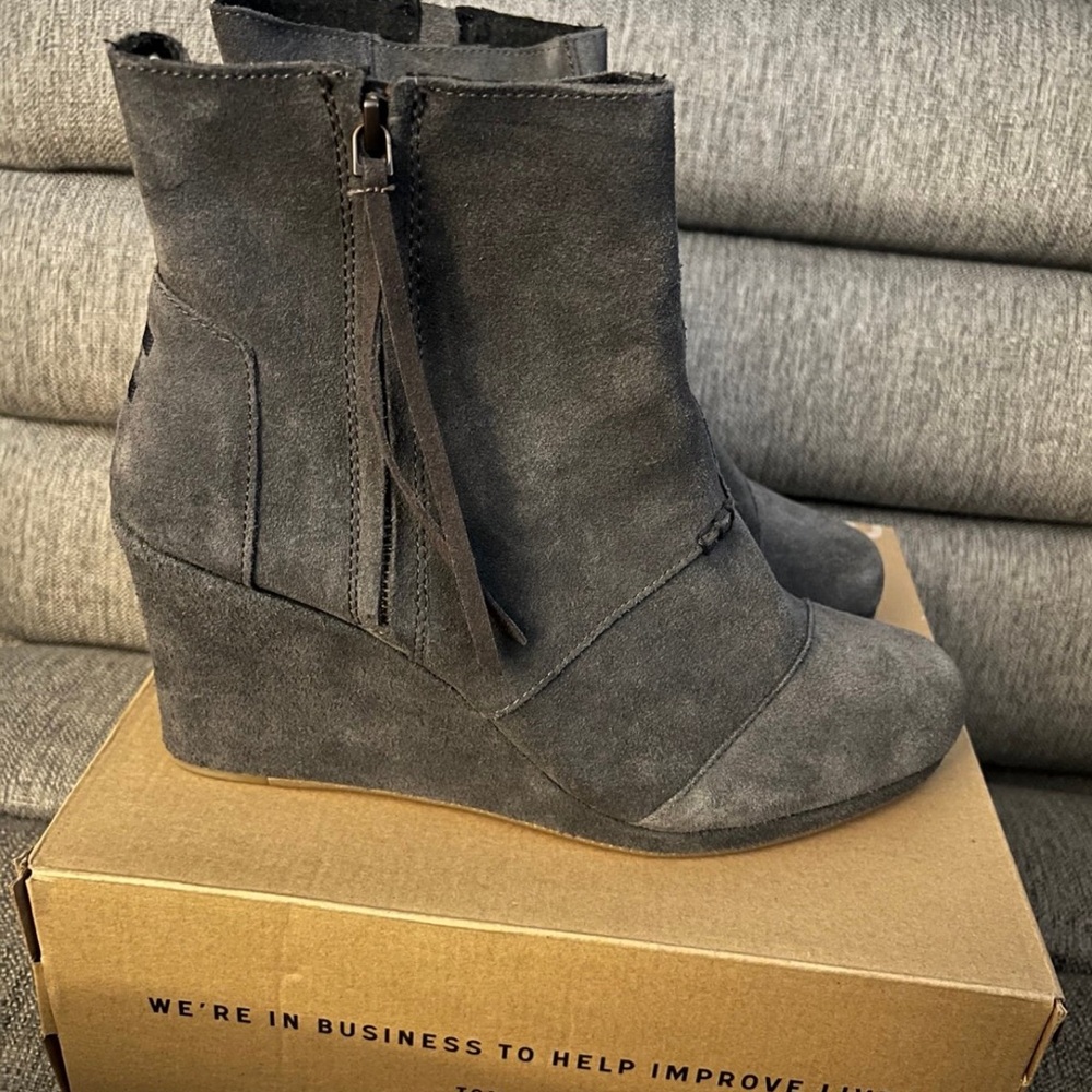 Toms Charcoal Wedge Boots